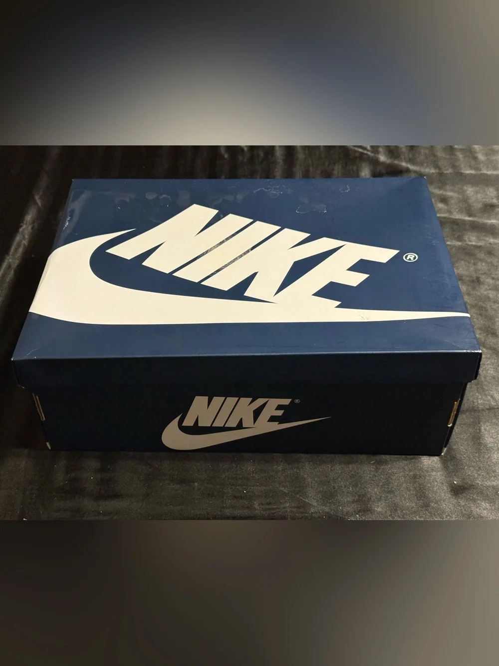 Men's Size 12 - Jordan 1 Retro High OG Midnight Navy